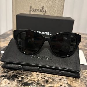 NEW BLACK CHANEL SUNGLASSES